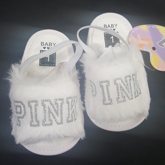 💕VS PINK baby girl slides 💕 size 1 NWT - Picture 2 of 3